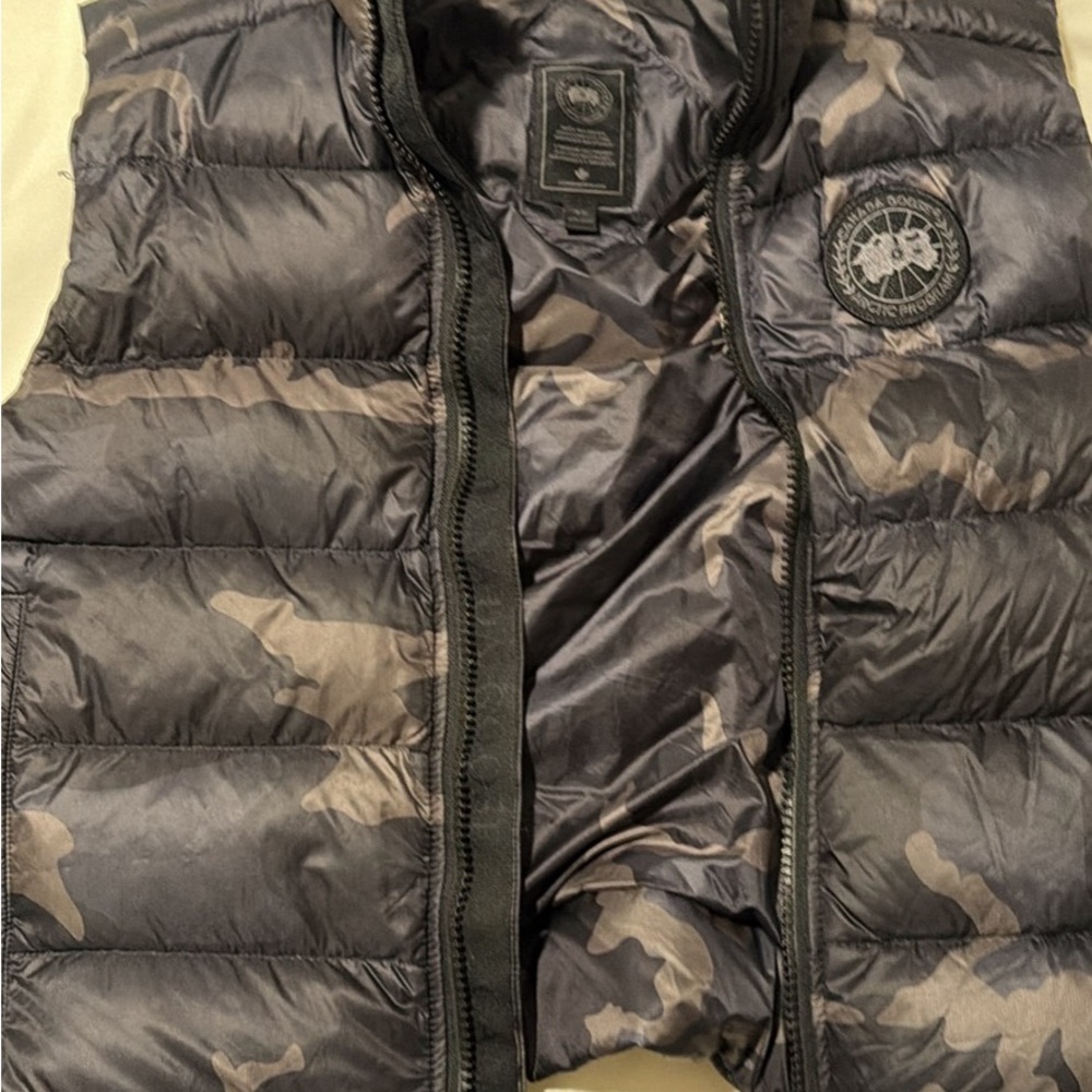 Canada Goose Dark Gray Camo Quilted Puffer Vest